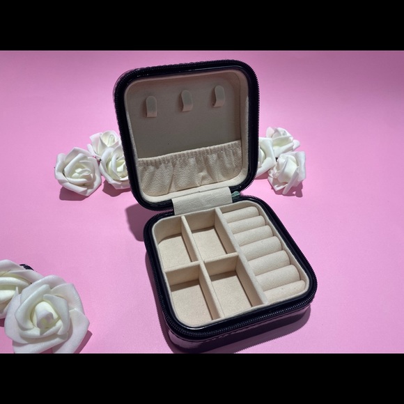 Jewelry Case - Jewelry Storage - Picture 11 of 11